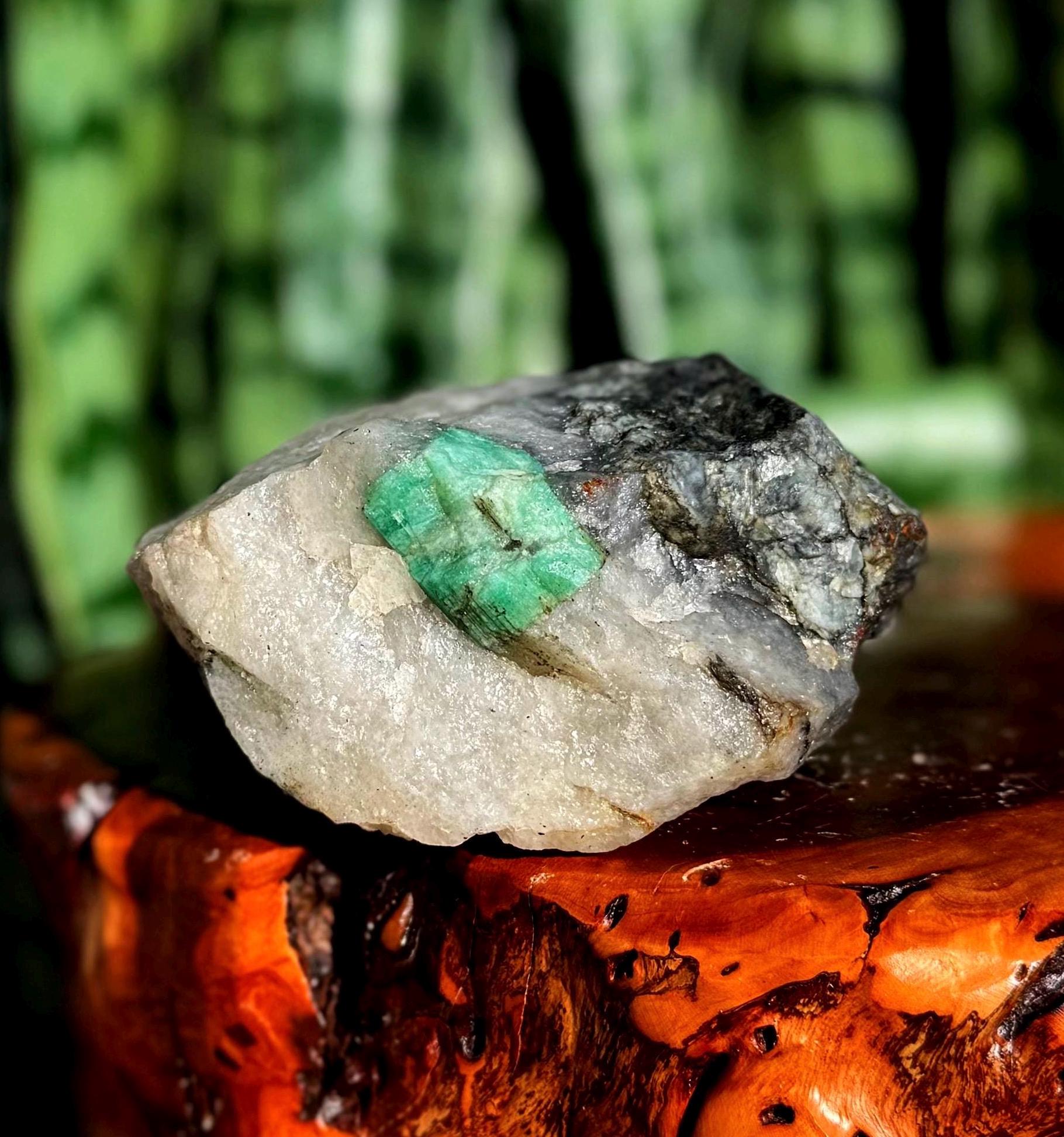 Natural Emerald In Matrix - Green Beryl Specimen - Healing Crystal - Emerald Crystal Natural Emerald In Matrix - Green Beryl Specimen - Healing Crystal - Emerald Crystal