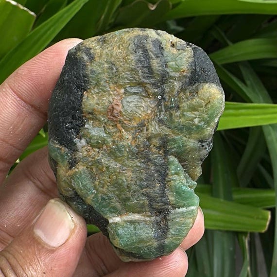 Raw Emerald Specimen | 99 Carat Crystal Stone