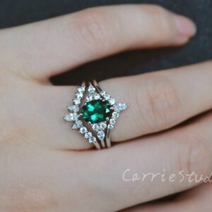 Oval Lab Created Emerald Ring Set/Silver 1.3ct Emerald Engagement Ring/May Birthstone Ring/Silver Stacking 3 Ring Set