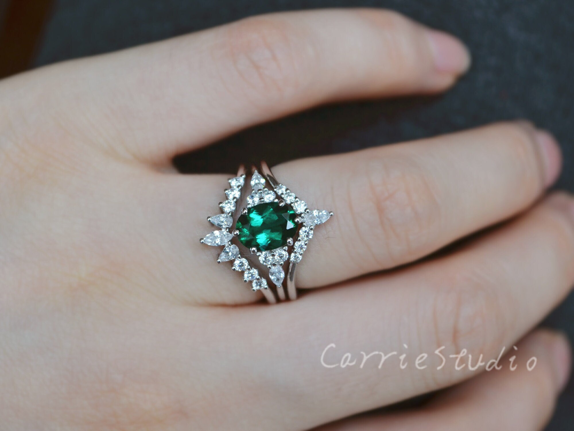 Oval Lab Created Emerald Ring Set/silver 1.3ct Emerald Engagement Ring/may Birthstone Ring/silver Stacking 3 Ring Set