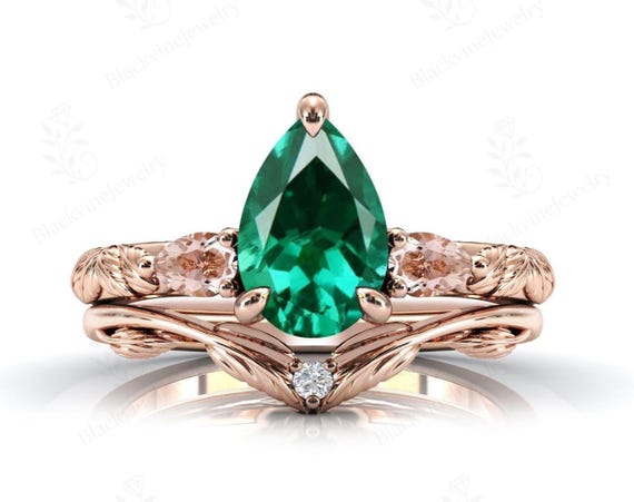 Pear Shaped Emerald Engagement Ring Set Unique Vine Leaf Design Bridal Promise Ring Set For Women Art Deco 2 Piece Wedding Ring Set For Her