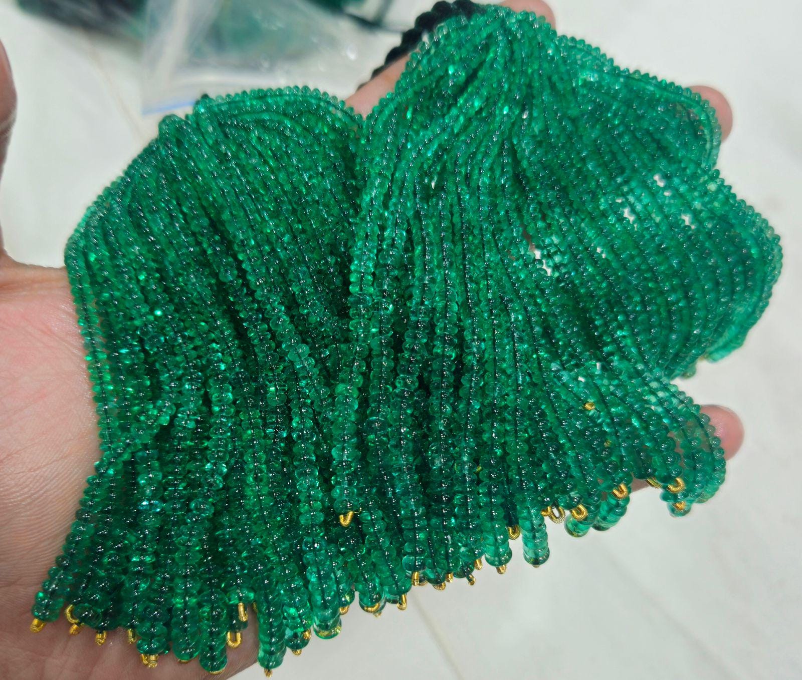 6 Inch Strand,superb-finest Quality,natural Zambian Emerald Smooth Rondelles,size.2-3mm 6 Inch Strand,superb-finest Quality,natural Zambian Emerald Smooth Rondelles,size.2-3mm