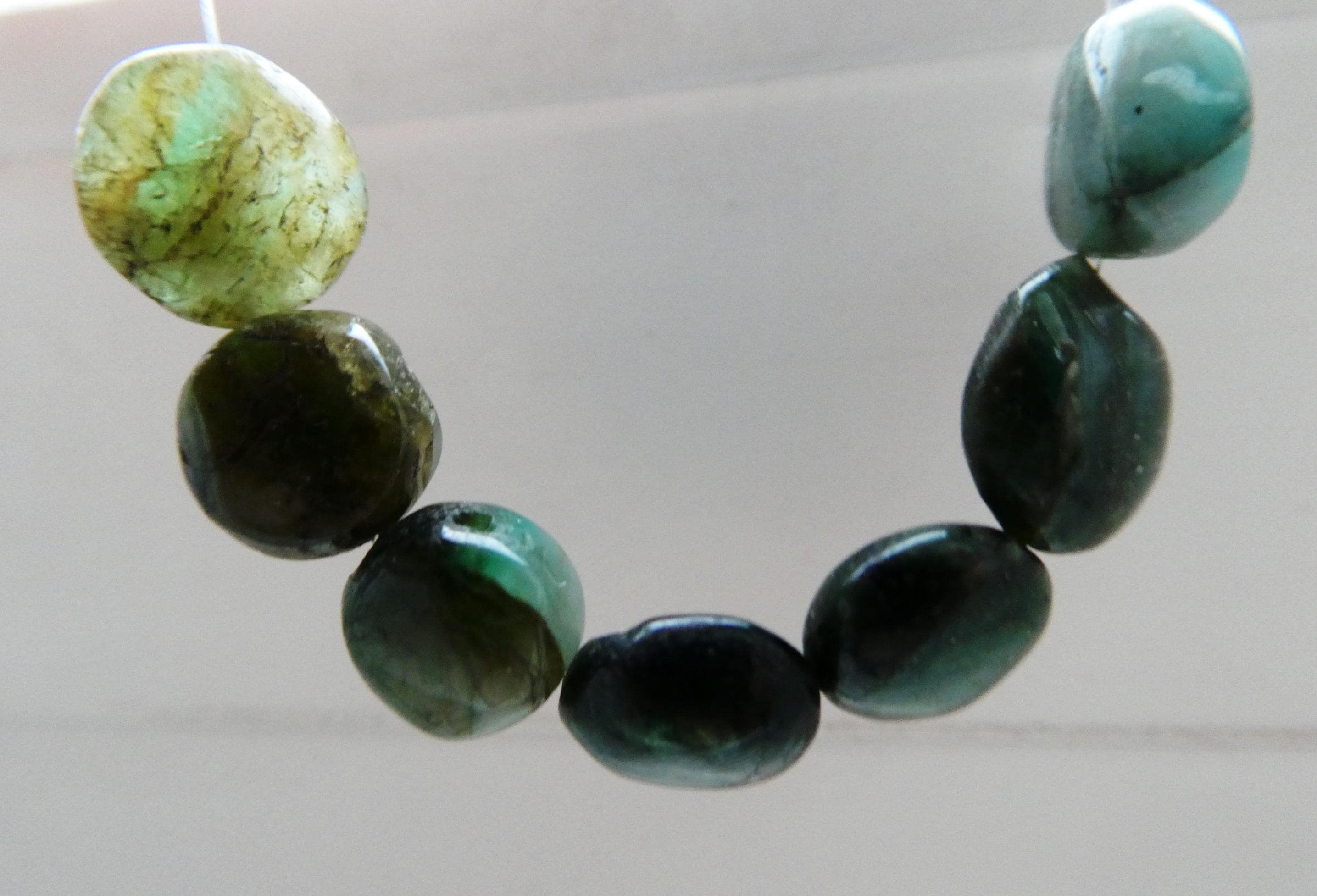 Emerald Coin Flat 8-9mm Round Beads- 7 Pcs Gemstone-bracelet Jewelry Making-craft Natural Beads