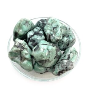 Emerald Jumbo Pebble Choose Size #lv0620