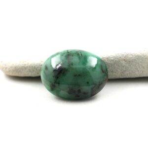 Natural Zambia Emerald loose stone 20.79 carat Emerald 16x21mm Natural loose gemstone for jewelry