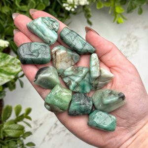 Emerald Tumble | S, M, L | - No. 440 (polished Green Crystal Pocket Stone, Heart Chakra, Healing Stone, Love)
