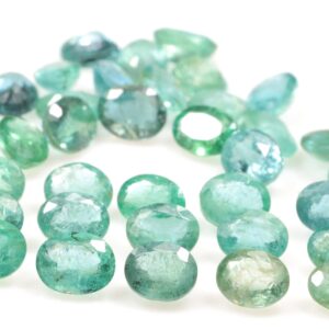 Zambian Emerald: Faceted Oval Loose Gemstone (4x5 mm)
