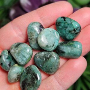 Emerald Crystal - Aa Emerald Tumbled - Green Emerald - Natural Emerald - Emerald Crystal Specimen - Emerald Stone - Polished Emerald