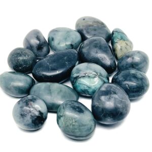 Emerald Tumbled Stone - Gemstone Emerald - Heart Chakra Crystal - Natural Emerald - Wholesale Bulk - TU1280