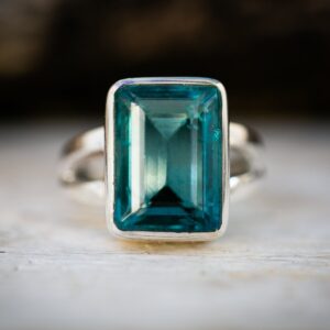 Natural Blue Green Fluorite Ring: Sterling Silver, Size 8.75 Natural Blue Green Fluorite Ring: Sterling Silver, Size 8.75