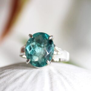 Teal Fluorite Ring: Oval Checker Cut Sterling Silver, Size 7.5-8 Teal Fluorite Ring: Oval Checker Cut Sterling Silver, Size 7.5-8