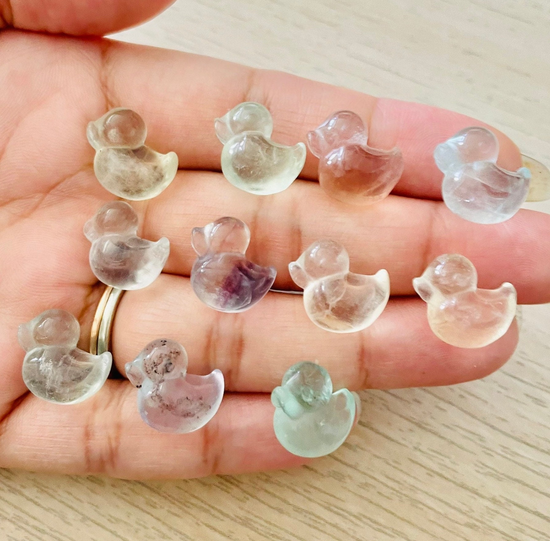 Fluorite Duck Carving: Polished Tumbled Stone Animal (10-13mm) Fluorite Duck Carving: Polished Tumbled Stone Animal (10-13mm)