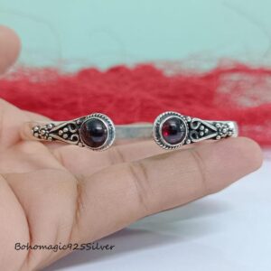 Handmade Garnet 925 Sterling Silver Bangle: Gemstone Jewelry Handmade Garnet 925 Sterling Silver Bangle: Gemstone Jewelry