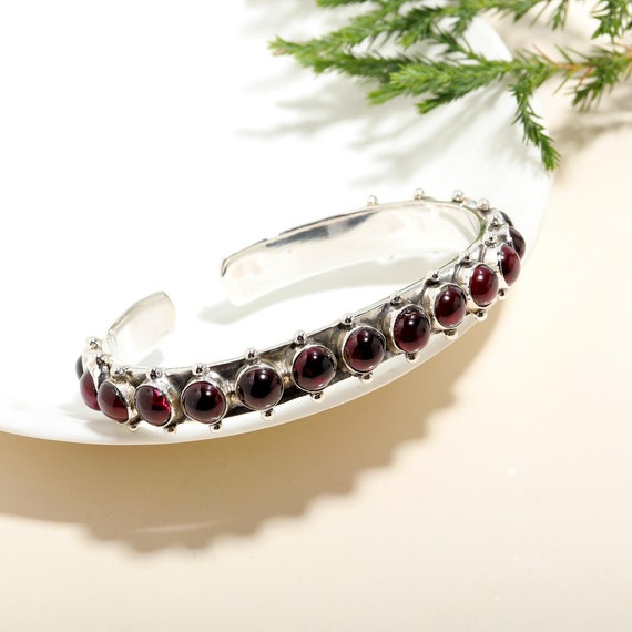 Natural Garnet Cuff Bracelet: 925 Sterling Silver Jewelry