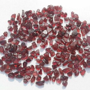 Natural Pink Garnet Unpolished Rough Gemstone,garnet Raw,slabs,rock,slice,jewelry,reiki Healing,beads,art,energy Work,decor,cabochon,faceted