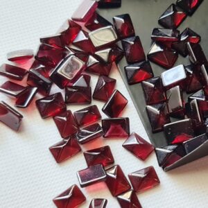 Natural Garnet Plain Rectangle Buff Polish Cabochon For Ring / Pendant / Earrings 7x5mm Calibrated Size (2 Pcs To 5 Pcs Option)-pksg232