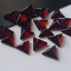 Natural Garnet Plain Triangle Flat Back Cabochon For Ring /pendant /earrings Fancy Trillion Garnet 6mm Calibrated Size (5pc To 10pcs)-psg347