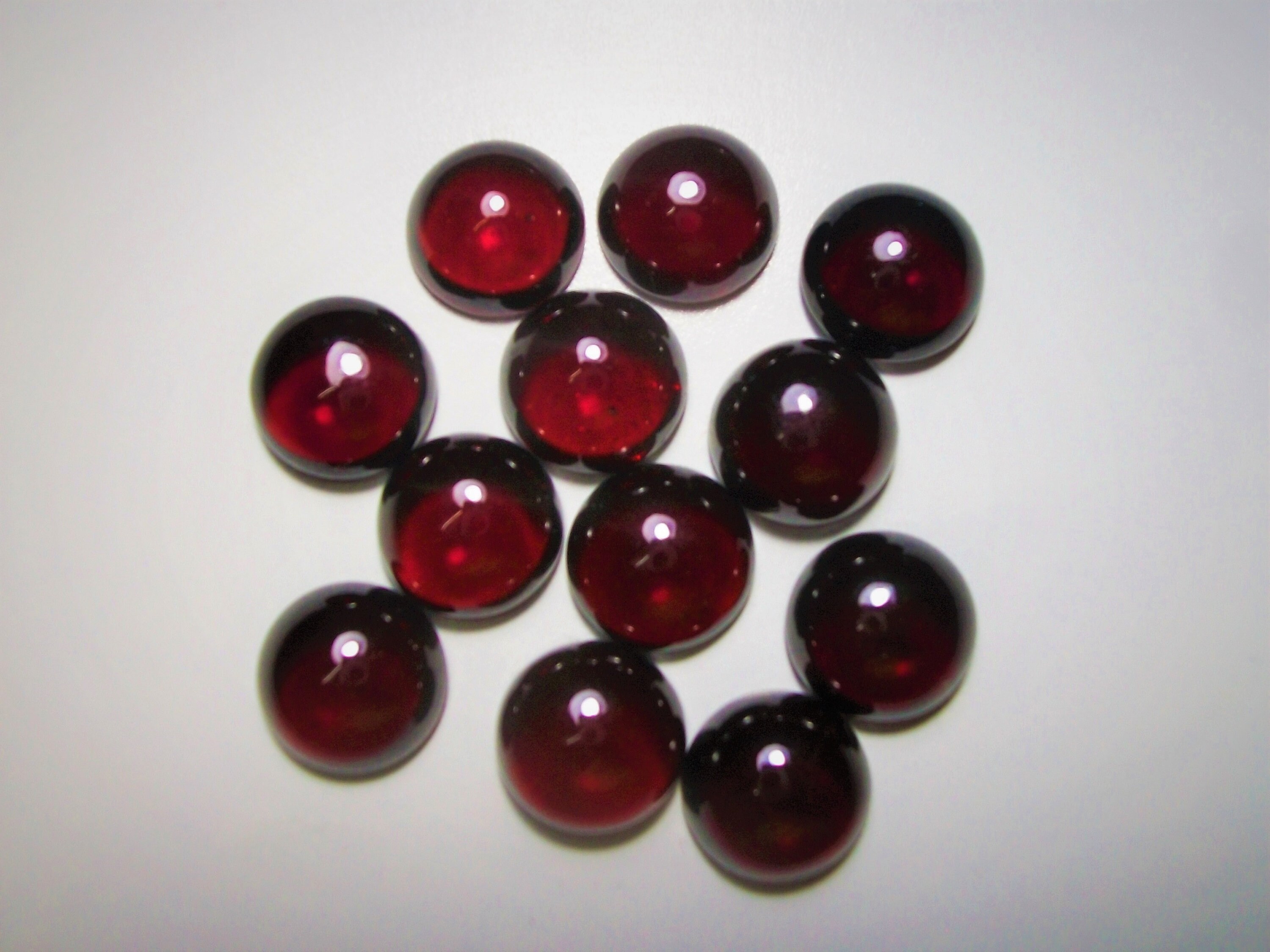 Natural Red Garnet Round Cabochon Gemstone: Healing Crystal