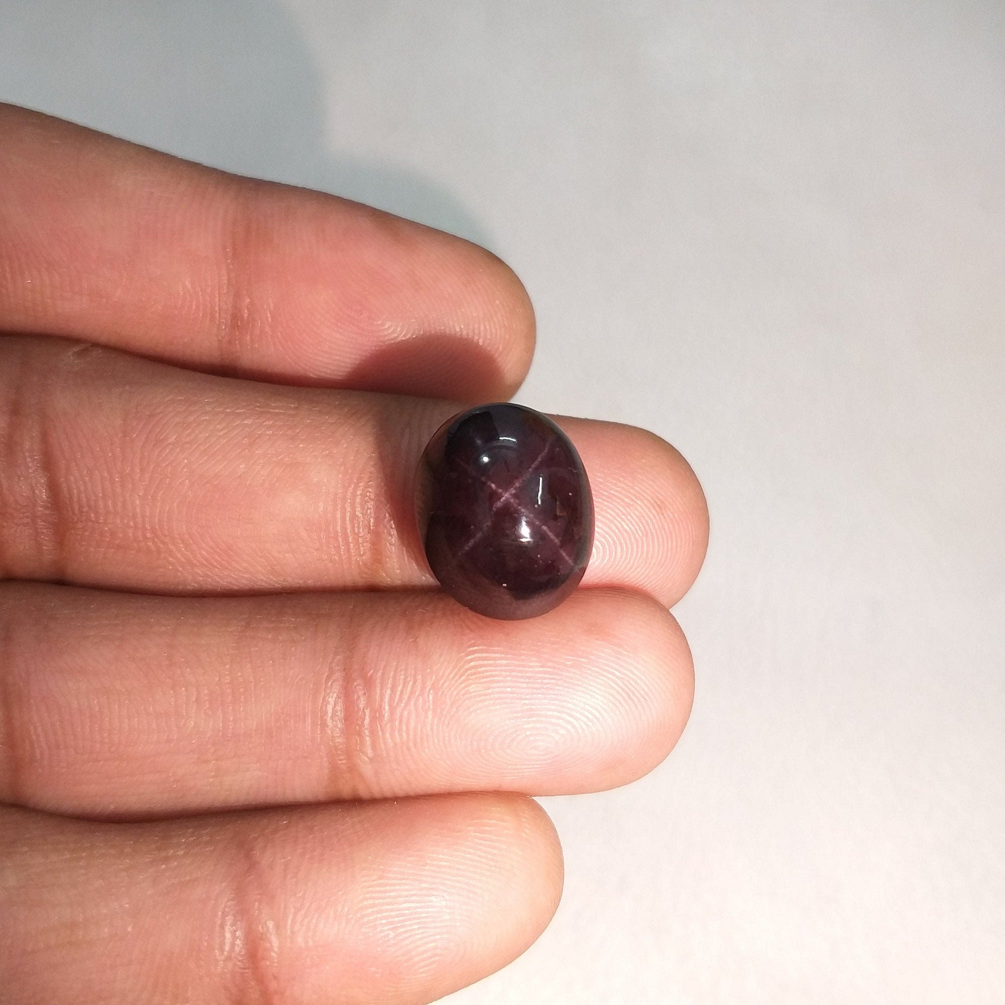 Star Garnet Stone Cabochon, Oval Shape 20.2 Carat Jewelry Gemstone 15x12x9 Mm