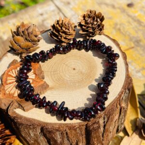 Natural Rhodolite Garnet Chip Bracelet,healing Braclet,stretchy Chip Beads Bracelet,chip Stretchy String Bracelet.7.5 Inches Bracelet.