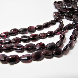 Natural garnet smooth nuggets. Red Rhodolight garnet nuggets 5-8mm. 14'' long