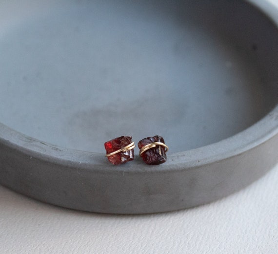 Raw Garnet Earrings Studs, Raw Garnet Stud Earrings, Natural Garnet Post Earrings, Raw Gemstone Stud Earrings, January Birthstone Earrings