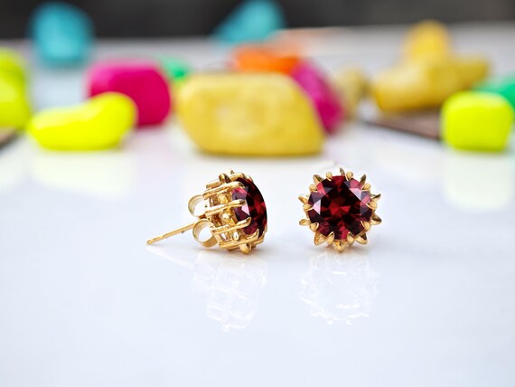 Red Garnet Dainty Earrings For Women 14k Gold Garnet Wedding Earrings Antique Red Gemstone Statement Studs Minimalist Garnet Bridal Earrings