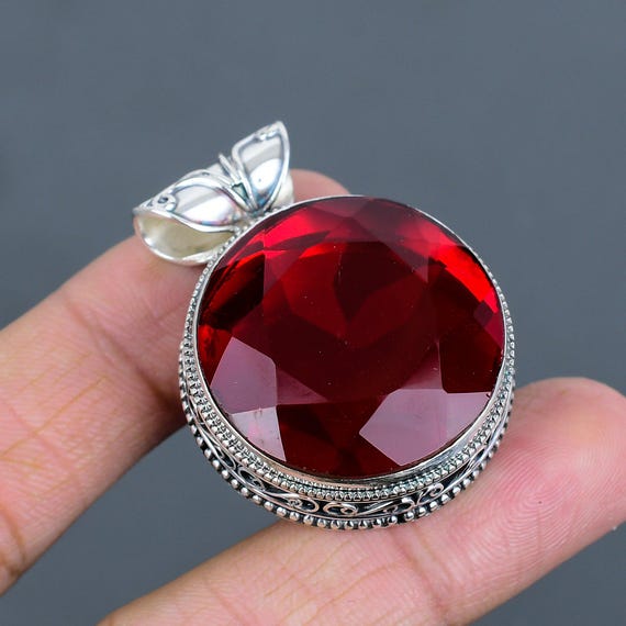 Faceted Mozambique Garnet Pendant: Vintage Sterling Silver Jewelry