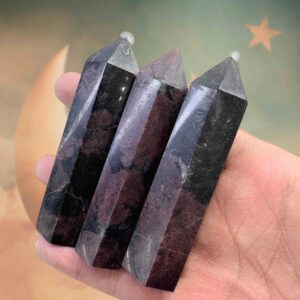 Natural Garnet Tower 7–9cm | Passion & Energy Crystal | Strength Healing Stone