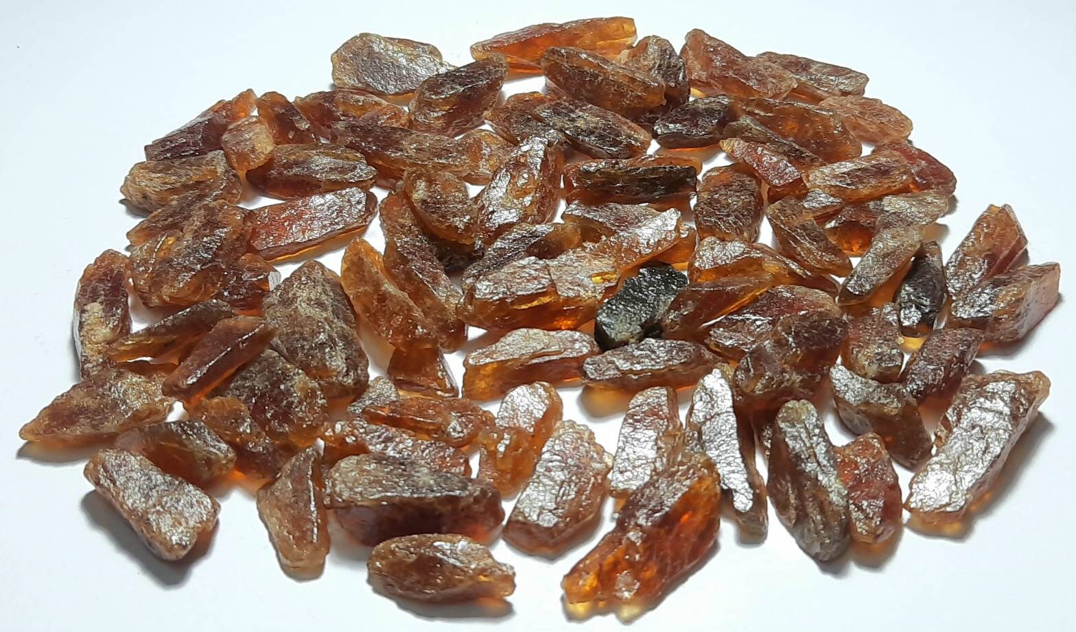 Natural Hessonite Garnet Unpolished Rough Gemstone,garnet Raw Material,specimen,slice,jewelry,reiki Healing,lapidary Art,energy Work,decor.