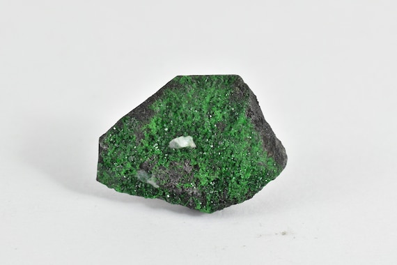 Uvarovite Garnet Crystals On Matrix, Raw Mineral Specimen Uvarovite Garnet Crystals On Matrix, Raw Mineral Specimen