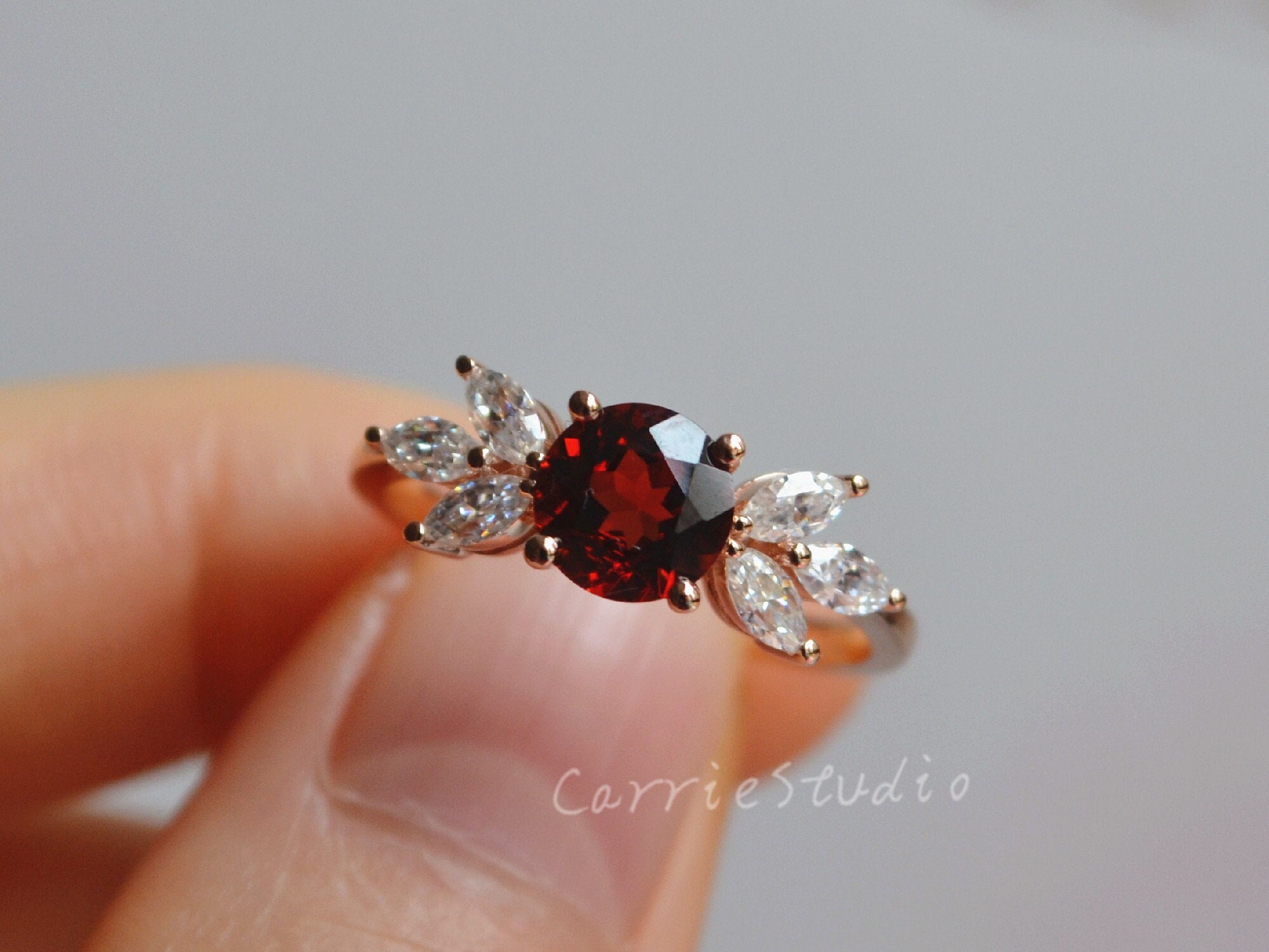 Solid 14k Gold Garnet Ring/natural Garnet Engagement Ring/ Red Gemstone Ring Solid 14k Gold Garnet Ring/natural Garnet Engagement Ring/ Red Gemstone Ring