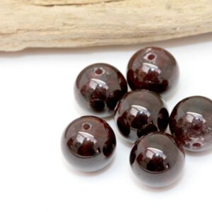 Garnet Gemstone Round  Beads / Natural Garnet Beads / Deep Shiny  Burgundy red / Choose size / 4 beads 7.8mm approx