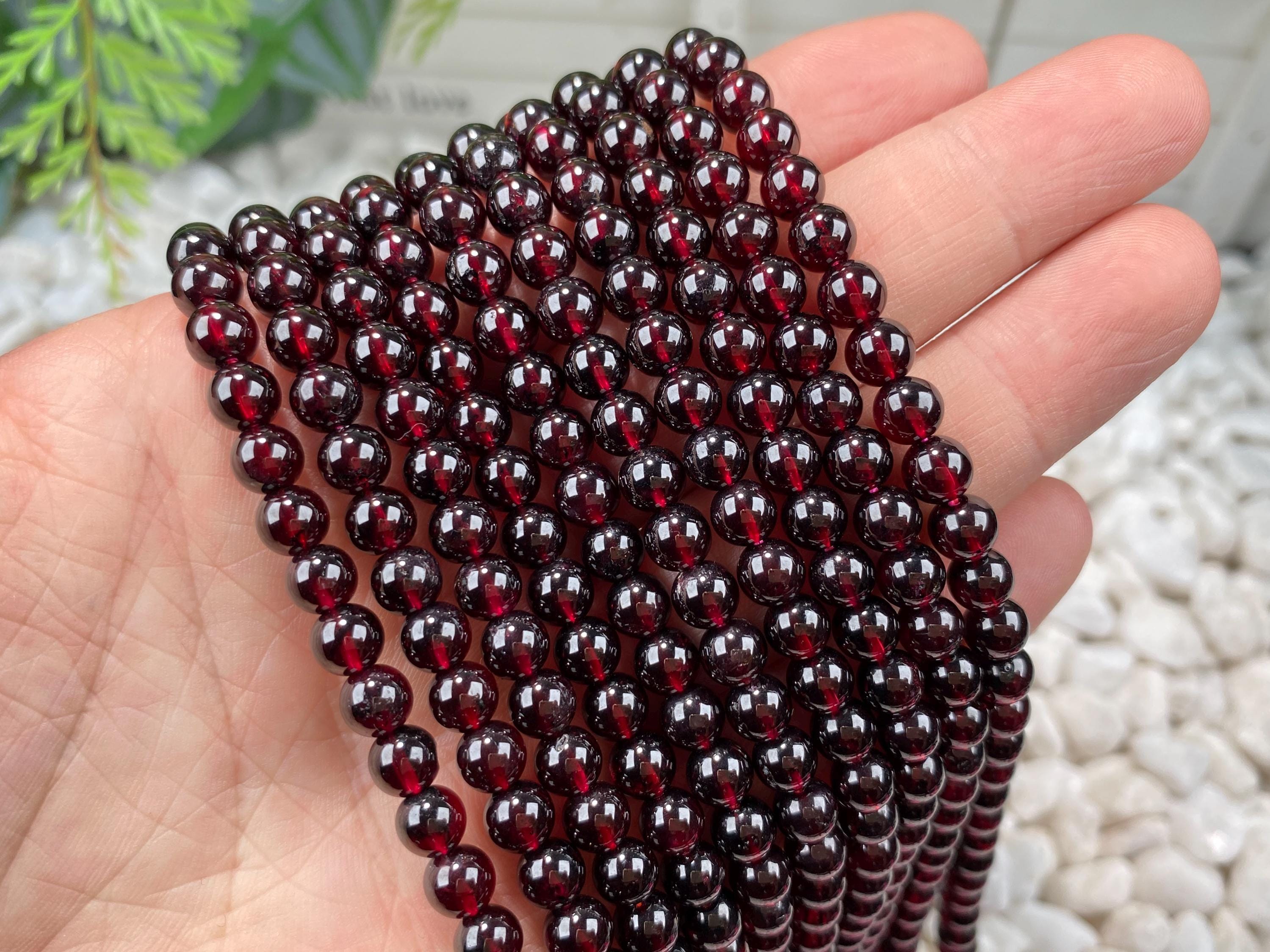 Natural Aa Garnet Smooth Round Beads Loose Gemstone Crystal For Jewelry Making 2mm 3mm 4mm 5mm 6mm 8mm 10mm Semi Precious Stone Beads.
