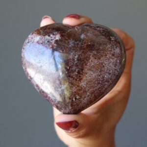 Garnet Heart Strength Bravery Resilience Love Red Gemstone