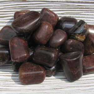 Tumbled Garnet Stones, Natural Red Garnet Crystals, Polished Garnet Stone for Balance and Courage, Healing & Spiritual Gemstones,Lucky Stone Tumbled Garnet Stones, Natural Red Garnet Crystals, Polished Garnet Stone for Balance and Courage, Healing & Spiritual Gemstones,Lucky Stone
