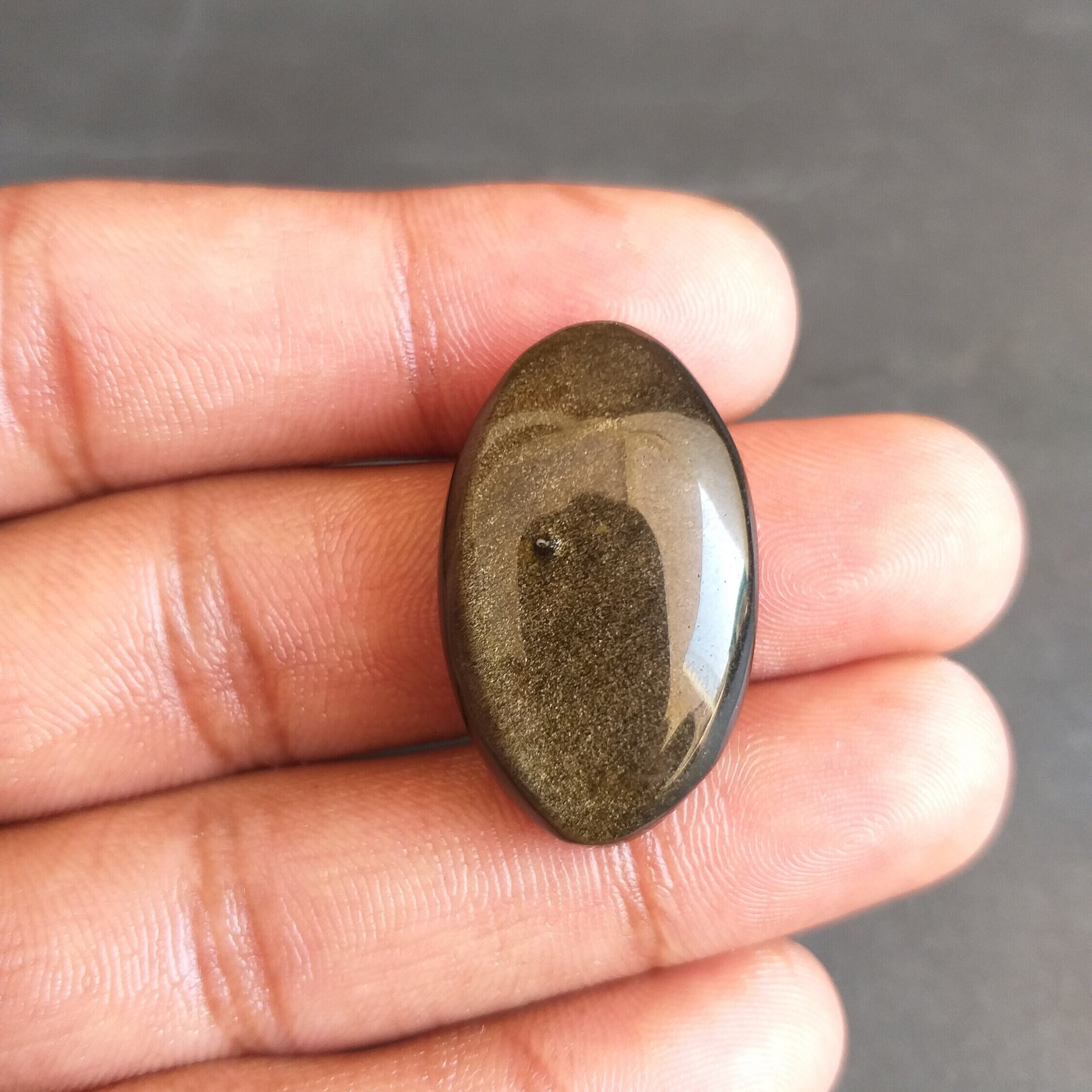 Golden Sheen Obsidian Cabochon: Oval Gemstone For Pendant (30x18x8 Mm, 34.1 Carat)