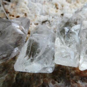 Raw green amethyst crystal 14-19mm beads -4 pcs natural quartz prasiolite-jewelry making- crafts beads Raw green amethyst crystal 14-19mm beads -4 pcs natural quartz prasiolite-jewelry making- crafts beads