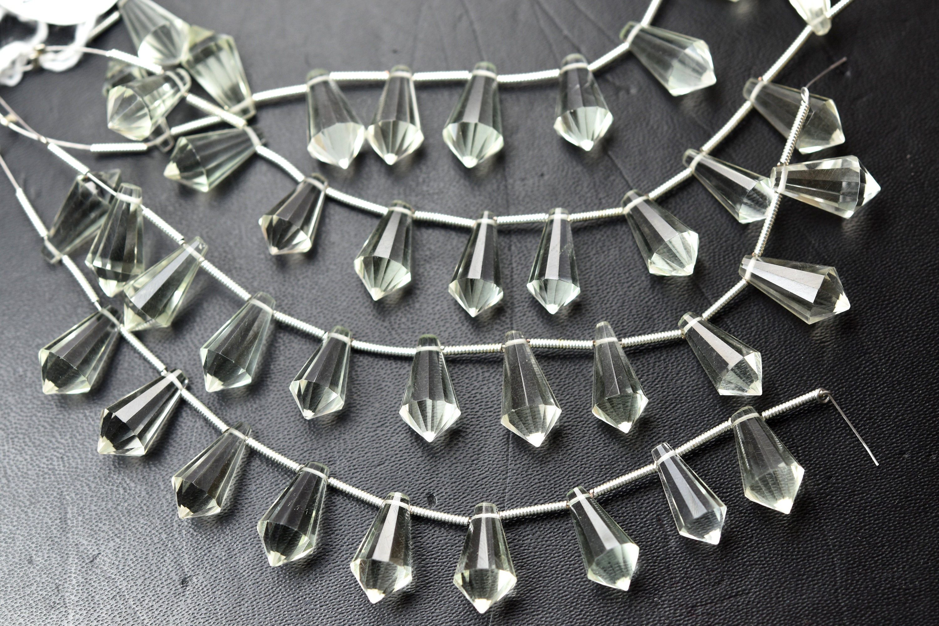 Green Amethyst Beads Strand: 10 Faceted Softy Shape Gemstones (14-15mm) Green Amethyst Beads Strand: 10 Faceted Softy Shape Gemstones (14-15mm)