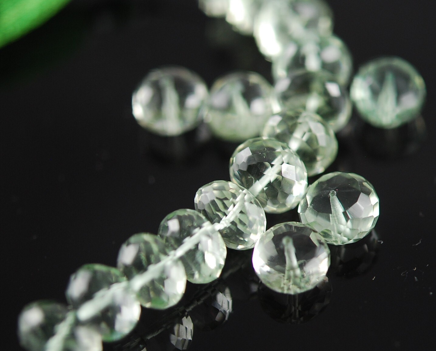 1/2 Strand Of Green Amethyst Rondelles -- Wholesale Prices 18.00 1/2 Strand Of Green Amethyst Rondelles -- Wholesale Prices 18.00