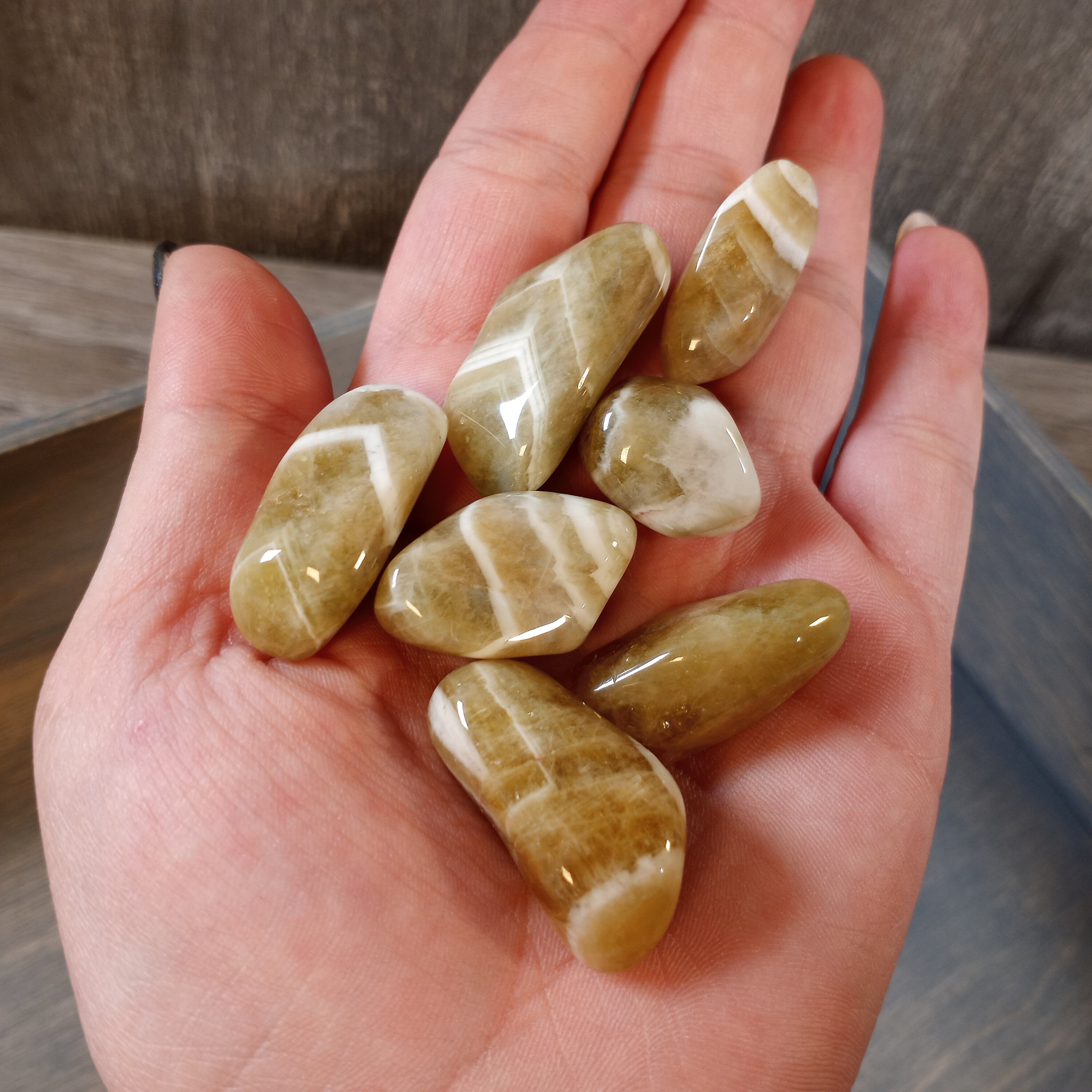Prasiolite Green Amethyst Tumbled Stone // About 1 Inch