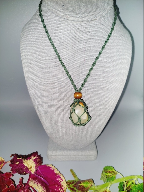 Green Calcite! Gorgeous Green Calcite Crystal Necklace - Powerful Heart Stone! Stone Of Freedom And Empowerment! Strength Surrounds Me!