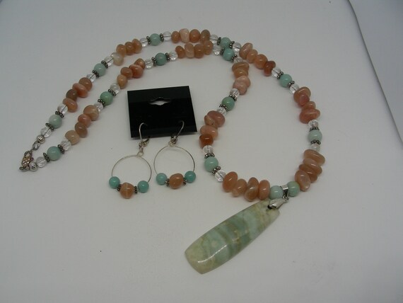 Green Calcite Pendant With Peach Moonstone, Aquamarine, Clear Quartz Beads Pendant And Earring Set