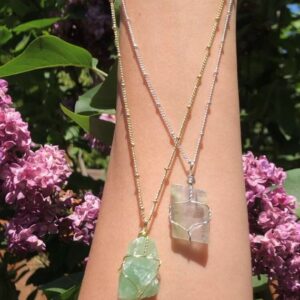 Green Calcite Raw Crystal Necklace / Heart Chakra Healing / Dissolve old Habits & Beliefs / Emotional Balance and Well-being / Reiki Infused