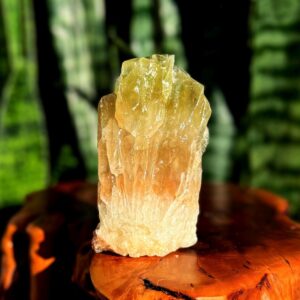 Green Calcite crystal - relieves stress & worry - healing crystal