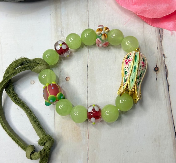 Green Stacking Stretch Bracelet, Hand Painted Tulip Gem Bracelet With Leather Lace, Enamel Flower Bud Beaded Bracelet, Spring Bracelet