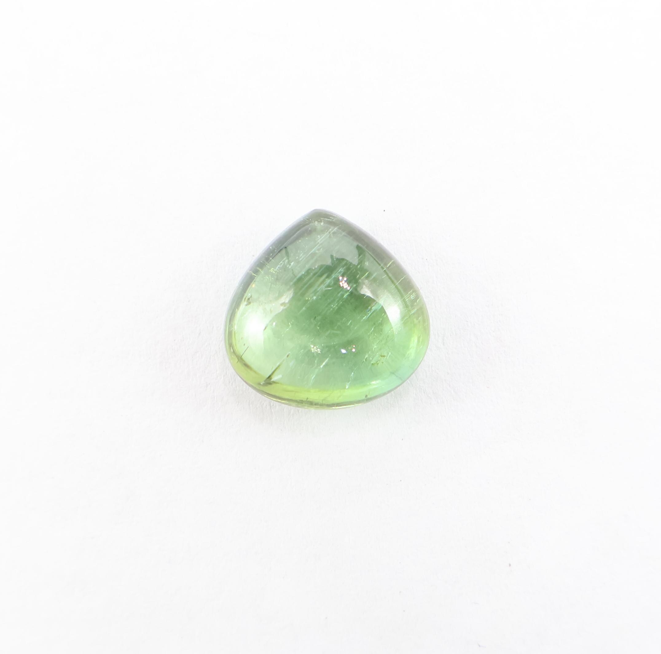 4.90 Carat, Natural Green Tourmaline Cabochon, Heart Tourmaline Cabs, Loose Gemstone, 11x10.50 Mm 4.90 Carat, Natural Green Tourmaline Cabochon, Heart Tourmaline Cabs, Loose Gemstone, 11x10.50 Mm