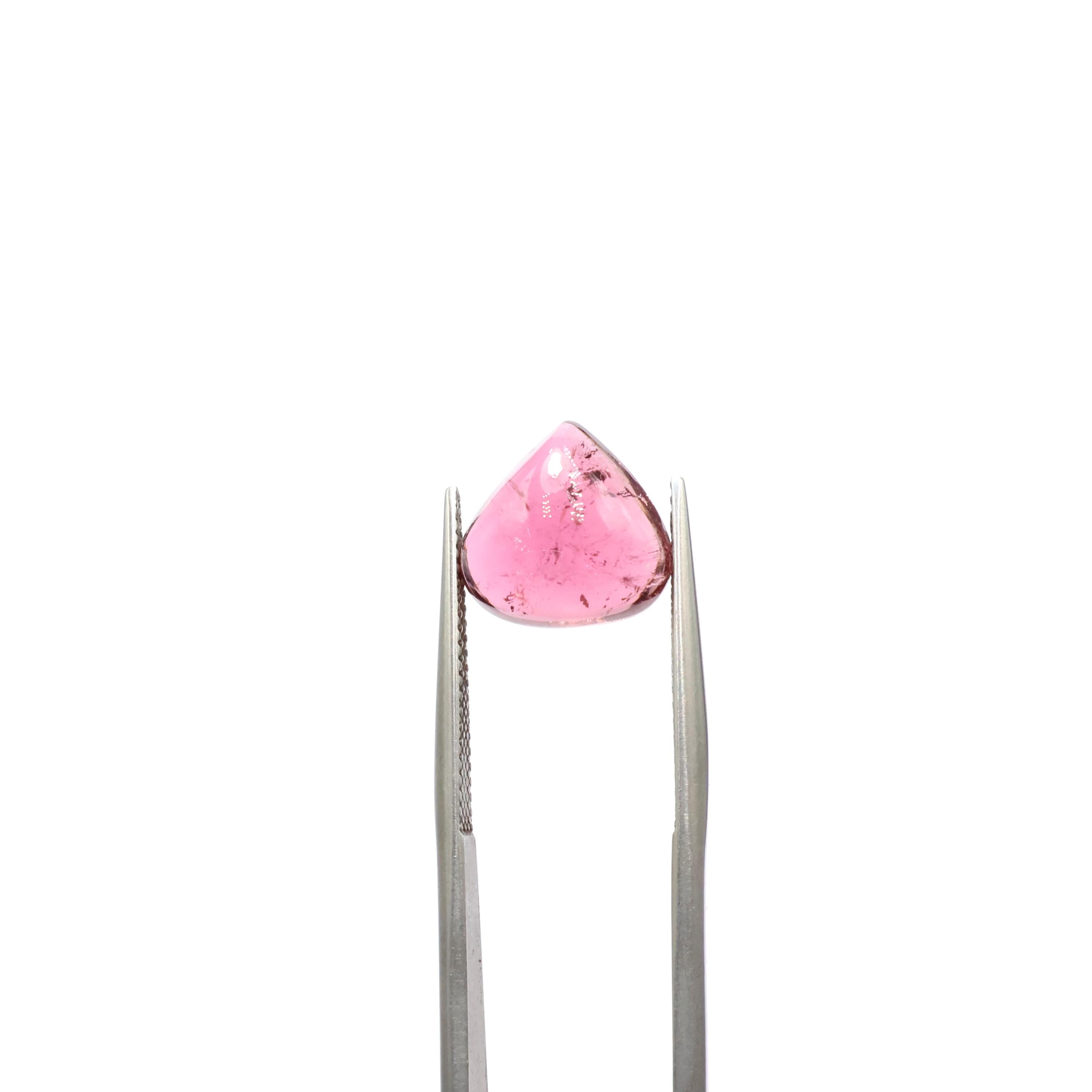5 Carat Green Tourmaline Cabochon: Heart-shaped Vintage Gemstone