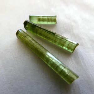 Raw Green Tourmaline Sticks 9-19mm Undrilled- 5 Pcs Natural Crystals-jewelry Making- Gemstone Electroform Crafts Raw Green Tourmaline Sticks 9-19mm Undrilled- 5 Pcs Natural Crystals-jewelry Making- Gemstone Electroform Crafts