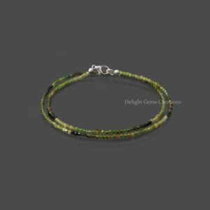 Green Tourmaline Cube Bead Necklace: 925 Silver Clasp, 18 Inch